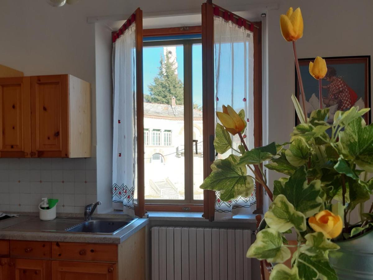 Grazioso Bilocale Merlino, Luminoso Con Vista Santuario, Wifi 기아베노 외부 사진